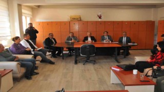 Başkan Akkaya liseli gençlerle buluştu