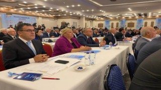 Başkan Demir, Sivasta düzenlenen Belediye Başkanları Çalıştayına katıldı
