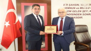 Başkan Deveciler, yılın en başarılı belediye başkanı seçildi