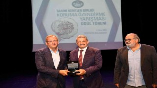 Başkan Ergin “Bu ödül tüm Ayvalıkın...”