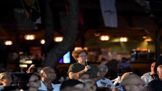Başkan Esen, mahalle sakinlerinin dertlerini dinledi