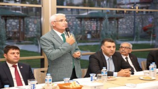 Başkan Güder, Battalgazili muhtarların gününü kutladı