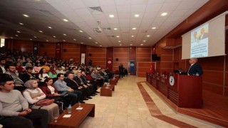 Başkan Osman Zolan, PAÜlü gençlerle bir araya geldi