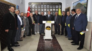 Başkan Pekmezci merkez mahalle muhtarları ile bir araya geldi