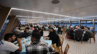 Başkan Tahmazoğlu İstanbulda ve Ankarada Şahinbeyli öğrencilerle bir araya geldi