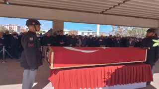 Başkentte trafik kazasında hayatını kaybeden Doç. Dr. Peker, son yolculuğuna uğurlandı