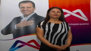 Bebekler ilk 6 ay sadece anne sütüyle beslenmeli