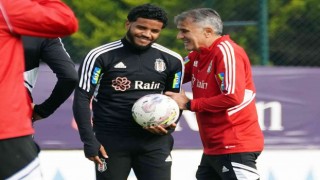 Beşiktaşta neşeli antrenman