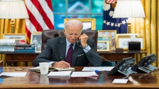 Bidenın Zelenskiy ile yaptığı telefon görüşmesinde öfkelendiği iddia edildi