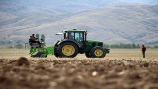 Bilim tarlasında bin 500 farklı buğday genotipi tohumu toprakla buluştu