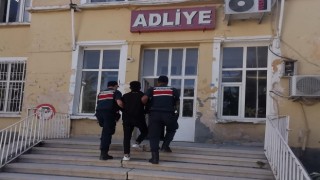 Bir kilometre koştu ama jandarmadan kaçamadı