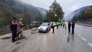 Bursada 379 jandarma ile Huzur Güven Uygulaması
