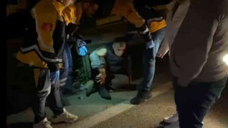 Bursada önünü kestikleri kamyonun şoförünü dövüp hastanelik ettiler