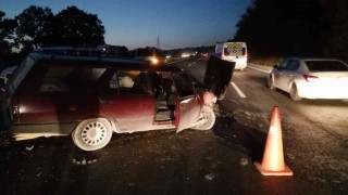 Bursada otomobil ile hafif ticari araç çarpıştı: 4 yaralı