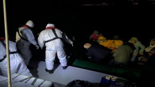 Çanakkalede 47 düzensiz göçmen kurtarıldı