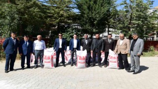 Çatakta yüzde 75 hibeli tohum dağıtımı
