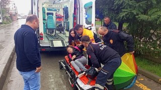 Çaycumada dereye düşen çocuk ekipleri alarma geçirdi