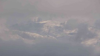 Cilo Dağı beyaza büründü