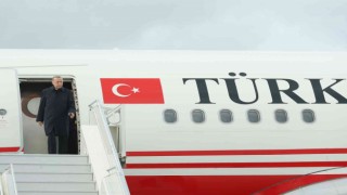 Cumhurbaşkanı Erdoğana Pragda sevgi seli