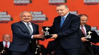 Cumhurbaşkanı Erdoğandan Başkan Gülere ‘Gençlik Ödülü