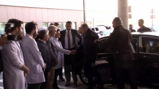 Cumhurbaşkanı Recep Tayyip Erdoğan, yaralı madencileri ziyaret etmek üzere Çam ve Sakura Şehir Hastanesine geldi.