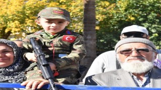 Cumhuriyet coşkusu tüm Denizliyi sardı
