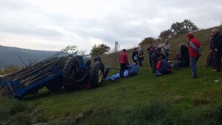 Bolu’da Devrilen traktörün altında kalan sürücü hayatını kaybetti