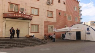 Diyarbakırda aileler bin 138 gündür evlatlarını HDPden istiyor