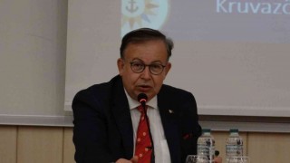 Doç. Dr. Cihat Yaycı: Yunanistanın karasularını 1 mil arttırmasına izin vermemeliyiz