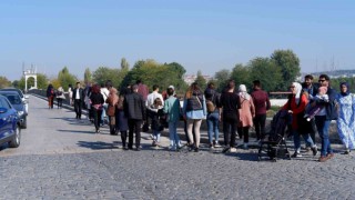 Doğuda kar, Batıda bahar, hem güneşin hem sonbaharın keyfini doyasıya yaşadılar