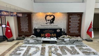 Edirnede bir tırda 94 kilo 754 gram uyuşturucu ele geçirildi