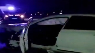 Edirnede minibüs ile otomobil çarpıştı: 2 yaralı