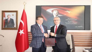 Edremit İlçe Milli Eğitim Müdürü Ciğere, Belediye Başkanı Arslandan ziyaret
