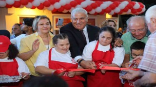 Efelerde Down Kafe açıldı