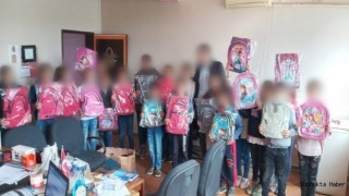 Eğitim için seferber oldular, 3 bin 200 öğrencinin yıllık kırtasiye ihtiyacı karşılandı