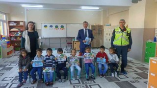 Elazığda jandarma, trafik güvenliği eğitimi verdi