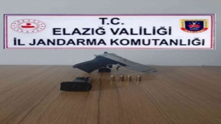 Elazığda ruhsatsız tabanca ele geçirildi