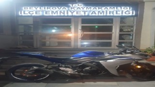Ele geçirilen çalıntı motosiklet sahibine teslim edildi