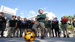 En çok atık pil toplayan öğrencilere hediye