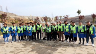 Enerjinin Yıldızlarına, Avrupanın en büyük hibrit santralinde elektrik üretimi dersi