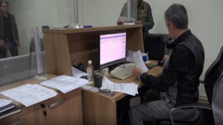Enkazdan 22.5 saat sonra kurtarılan Aydın hayata tutundu