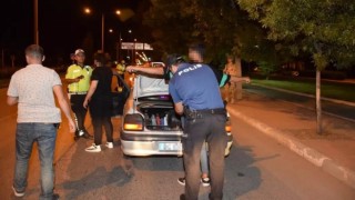 Erzincanda çeşitli suçlardan aranan 10 kişi yakalandı