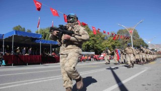 Erzincanda Cumhuriyet Bayramı coşkusu yaşandı