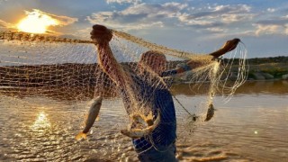 Erzincanda doğal Alabalık avcılığı yasaklandı