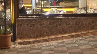 Esenyurtta kafeye silahlı saldırı