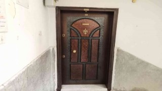 Eşini ve çocuğunu öldüren saldırgan yakalanacağını anlayınca intihar etti