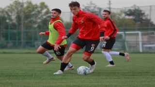 Eskişehirspor, Karşıyaka maçına hazırlanıyor