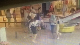 Fatihte 5 kişinin yaralandığı silahlı kavganın güvenlik kamerası görüntüleri ortaya çıktı