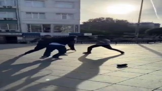 Fatihte gençlerin kemerli kavgası kamerada