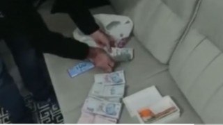 FETÖ operasyonunda yarım milyona yakın para ve altın ele geçirildi